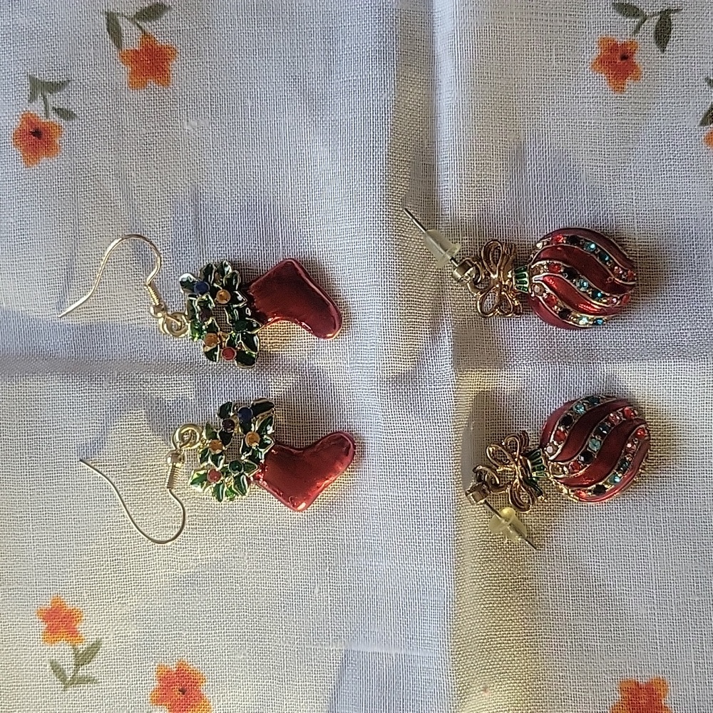 Holidays earrings, set of 2